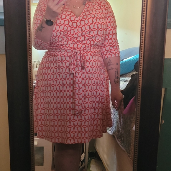 41 Hawthorn Red and White Patterned Mini Dress - Picture 2 of 3